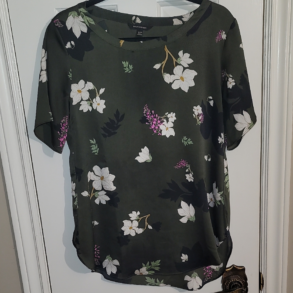 Banana Republic Olive Floral Blouse